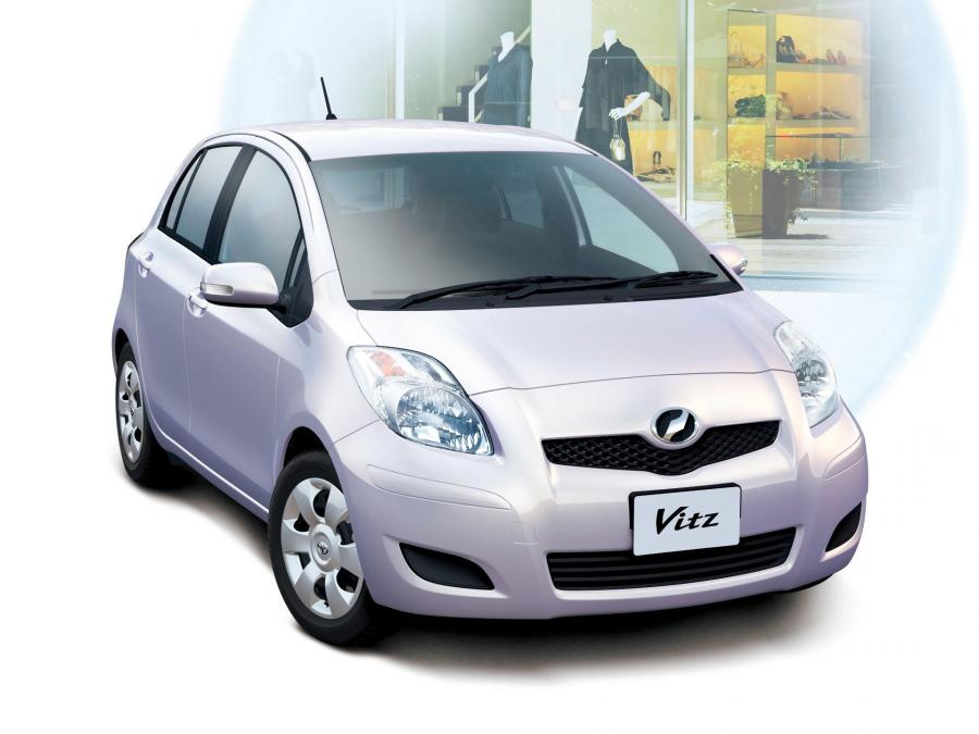  Toyota Vitz 2007 года  (фото 3 из 8)